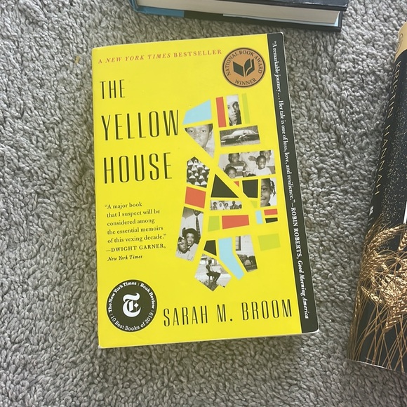 Book bundle - Picture 2 of 5